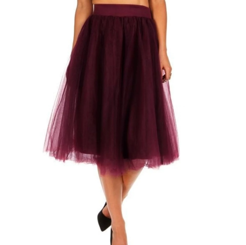 SUPER CUTE SKIRT